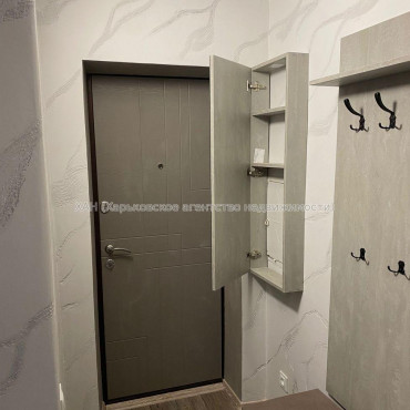 Продам квартиру, Бригады Хартия ул. , 1  ком., 38 м², авторский дизайн 