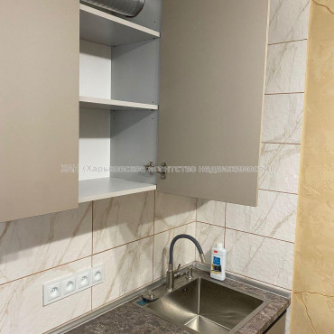 Продам квартиру, Бригады Хартия ул. , 1  ком., 38 м², авторский дизайн 