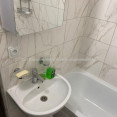 Продам квартиру, Бригады Хартия ул. , 1  ком., 38 м², авторский дизайн 
