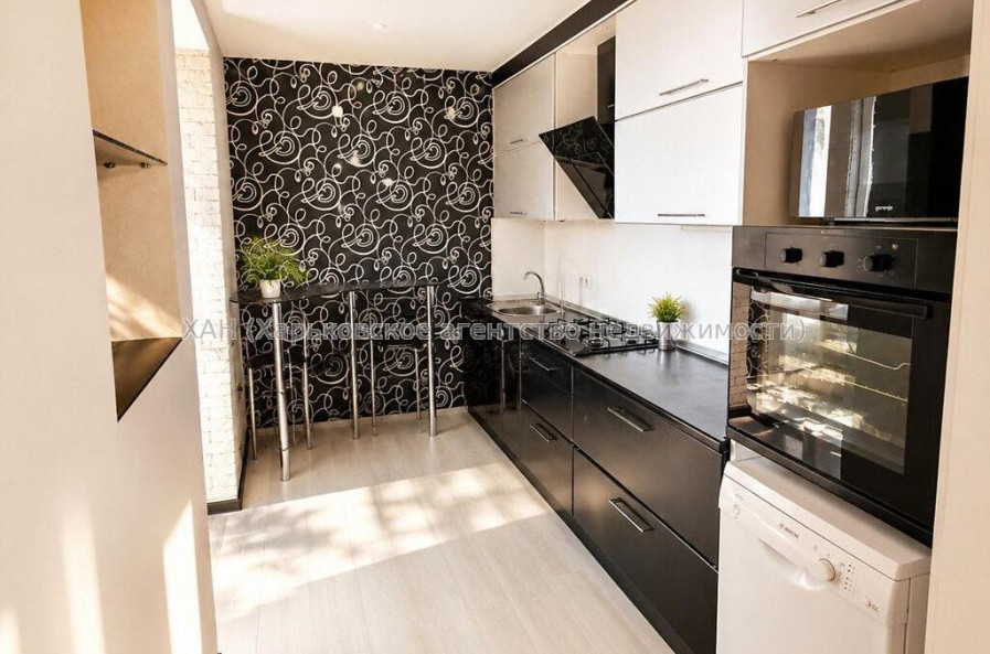 Продам квартиру, Григория Сковороды ул. , 2  ком., 75 м², евроремонт 