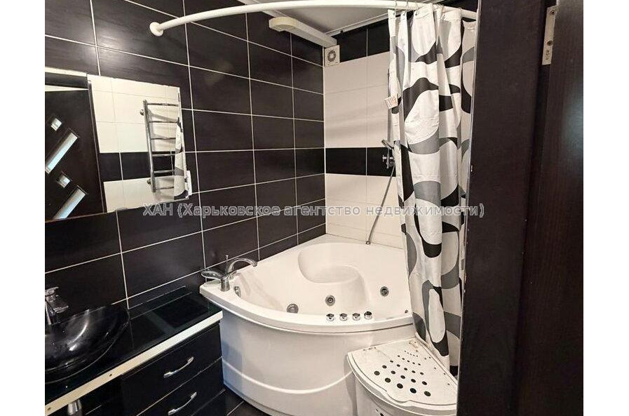 Продам квартиру, Григория Сковороды ул. , 2  ком., 75 м², евроремонт 