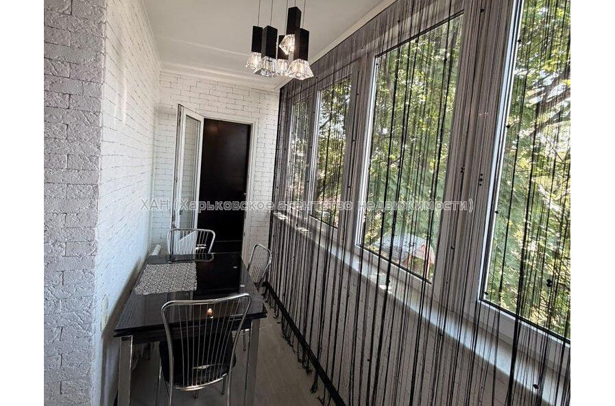 Продам квартиру, Григория Сковороды ул. , 2  ком., 75 м², евроремонт 