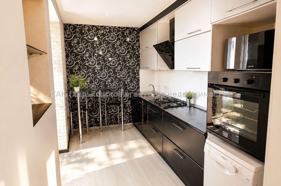 Продам квартиру, Григория Сковороды ул. , 2  ком., 75 м², евроремонт 
