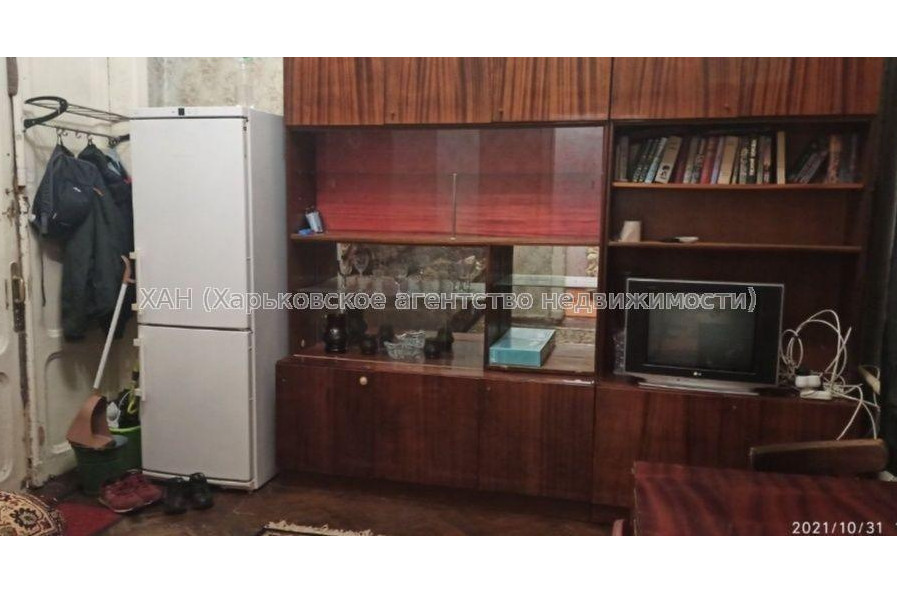 Продам квартиру, Полтавский Шлях ул. , 2 кім., 32.30 м², советский ремонт 
