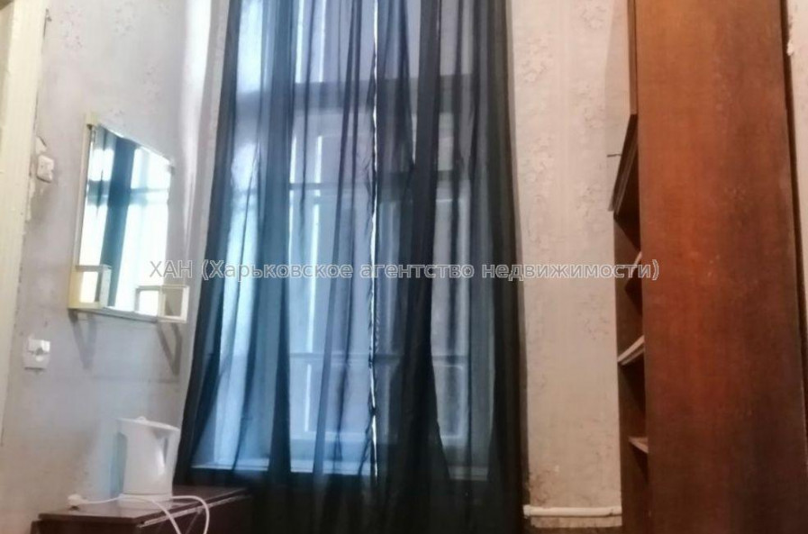 Продам квартиру, Полтавский Шлях ул. , 2 кім., 32.30 м², советский ремонт 
