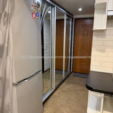 Продам квартиру, Лозовская ул. , 1 кім., 30 м², евроремонт 