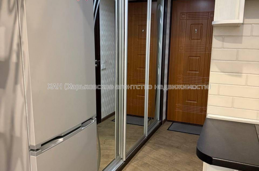 Продам квартиру, Лозовская ул. , 1 кім., 30 м², евроремонт 