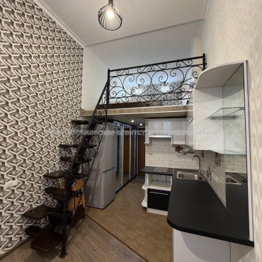 Продам квартиру, Лозовская ул. , 1 кім., 30 м², евроремонт 