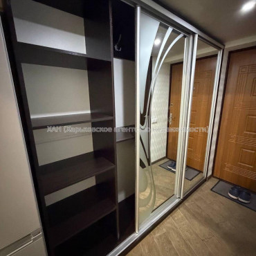 Продам квартиру, Лозовская ул. , 1 кім., 30 м², евроремонт 