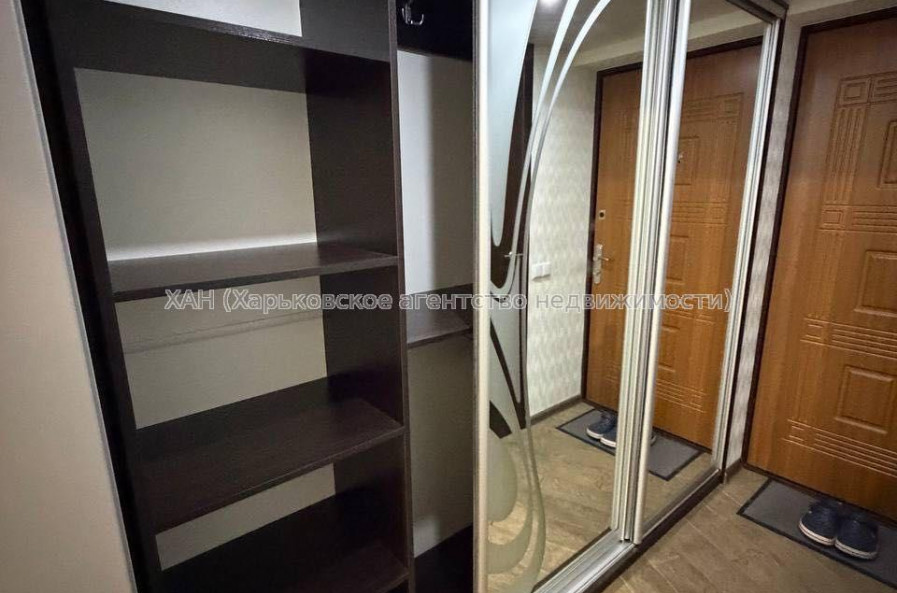 Продам квартиру, Лозовская ул. , 1 кім., 30 м², евроремонт 