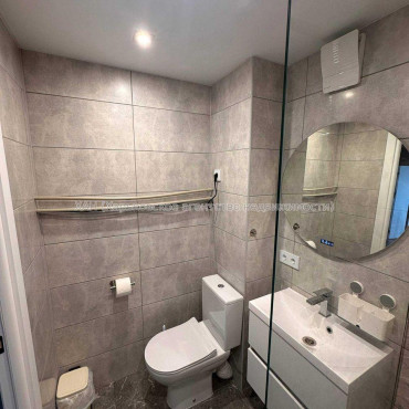 Продам квартиру, Навчальная ул. , 2  ком., 47 м², авторский дизайн 