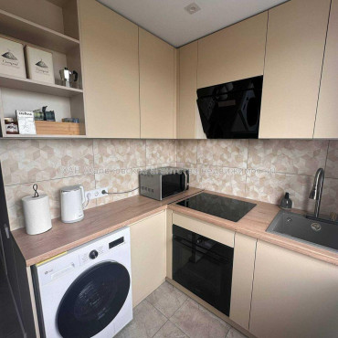 Продам квартиру, Навчальная ул. , 2  ком., 47 м², авторский дизайн 
