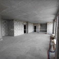 Продам квартиру, Динамовская ул. , 4  ком., 146 м², без внутренних работ 