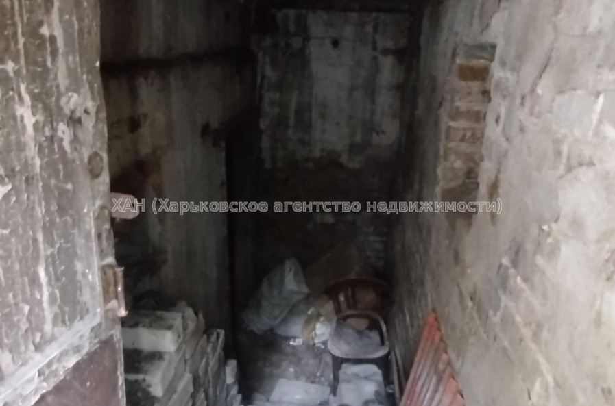 Продам нежилую недвижимость, помещение свободного назначения , 4  ком., 97.30 м², без внутренних работ 