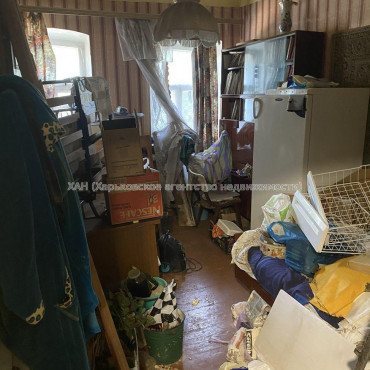 Продам квартиру, Грековская ул. , 3 кім., 86 м², без ремонта 