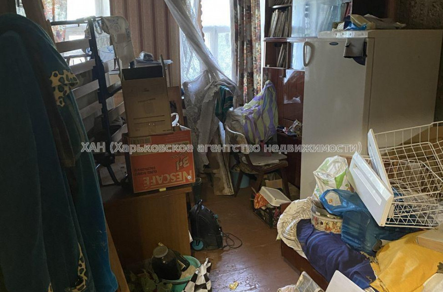 Продам квартиру, Грековская ул. , 3 кім., 86 м², без ремонта 