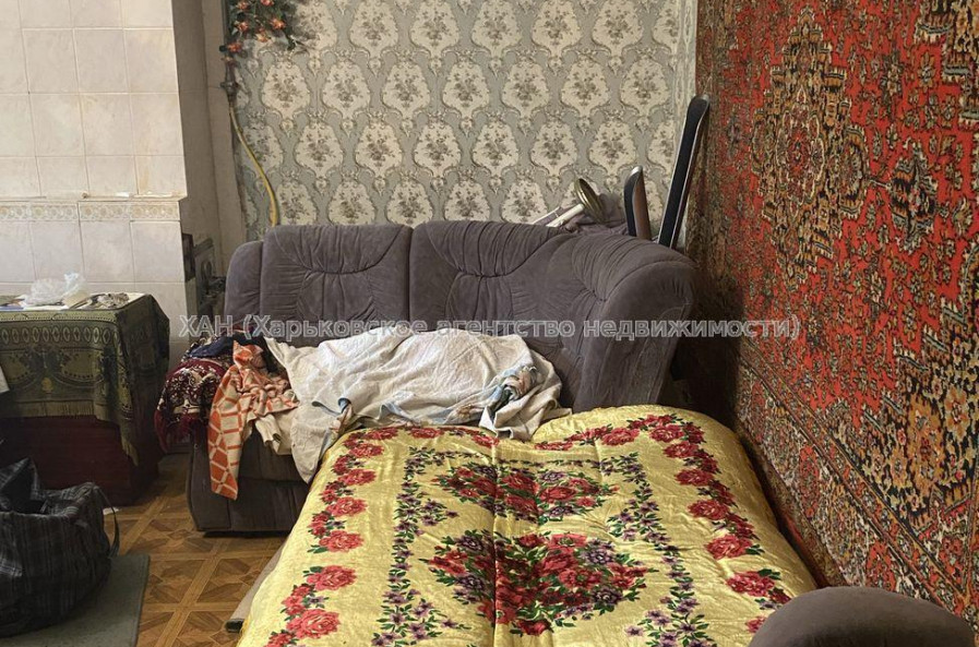 Продам квартиру, Грековская ул. , 3 кім., 86 м², без ремонта 