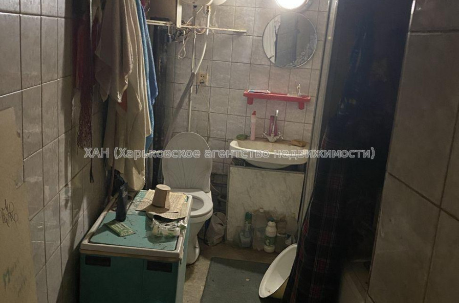 Продам квартиру, Грековская ул. , 3 кім., 86 м², без ремонта 