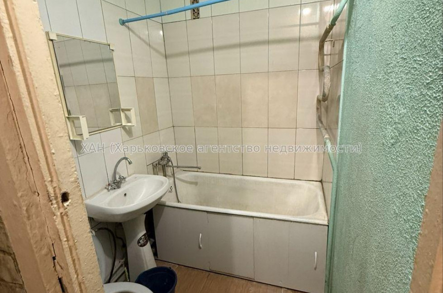 Продам квартиру, Героев Харькова просп. , 1  ком., 31.50 м², советский ремонт 