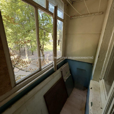 Продам квартиру, Героев Харькова просп. , 1  ком., 31.50 м², советский ремонт 