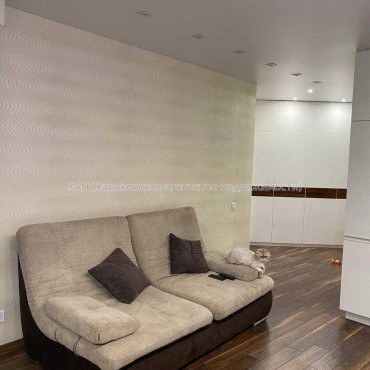 Продам квартиру, Качановская ул. , 1  ком., 40 м², евроремонт 