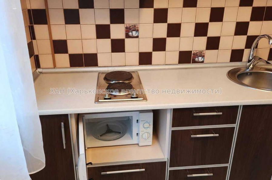 Продам квартиру, Людвига Свободы просп. , 1 кім., 33 м², евроремонт 