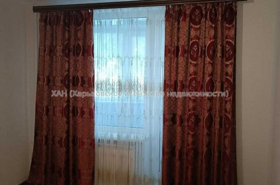 Продам квартиру, Чередниченковский пер. , 2 кім., 50.40 м², капитальный ремонт 