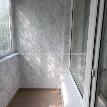 Продам квартиру, Чередниченковский пер. , 2 кім., 50.40 м², капитальный ремонт 