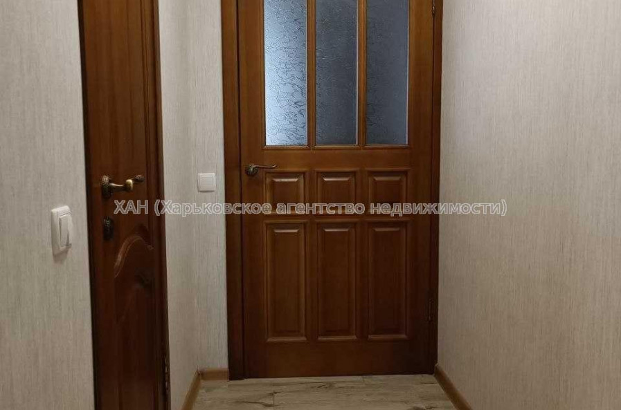Продам квартиру, Чередниченковский пер. , 2 кім., 50.40 м², капитальный ремонт 