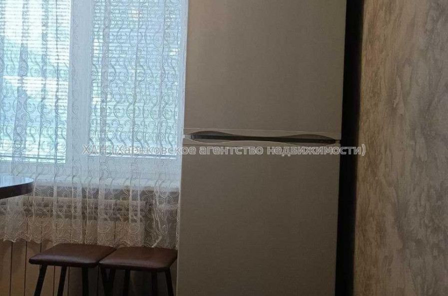 Продам квартиру, Чередниченковский пер. , 2 кім., 50.40 м², капитальный ремонт 