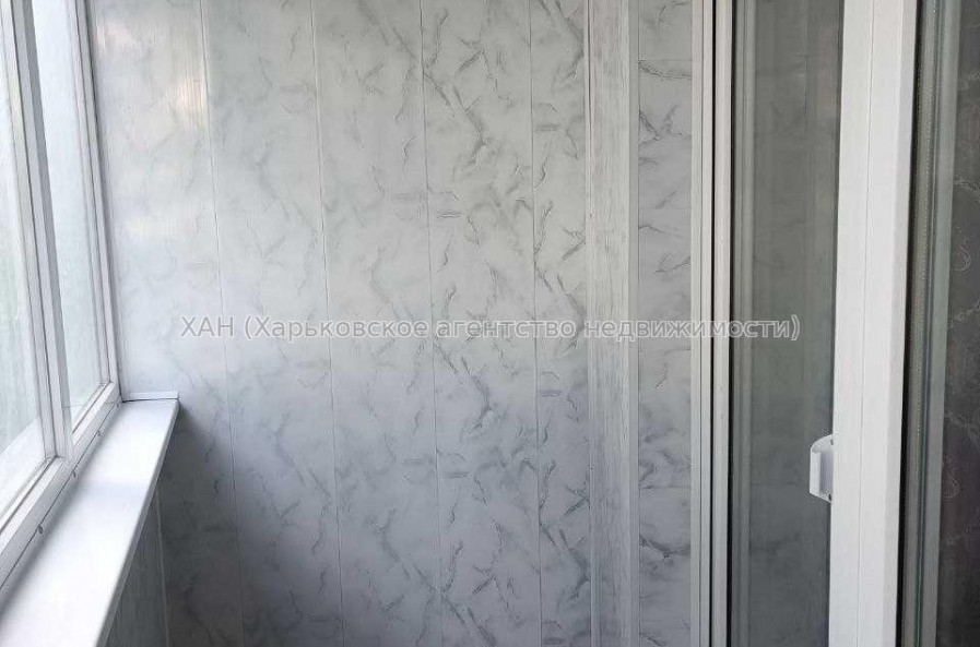 Продам квартиру, Чередниченковский пер. , 2 кім., 50.40 м², капитальный ремонт 