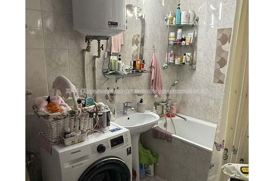 Продам квартиру, Клочковская ул. , 3 кім., 69 м², советский ремонт 