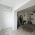 Продам квартиру, Зброярская ул. , 1 кім., 17.70 м², авторский дизайн 
