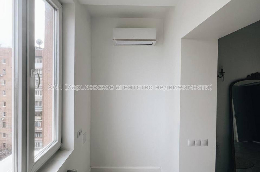 Продам квартиру, Зброярская ул. , 1 кім., 17.70 м², авторский дизайн 