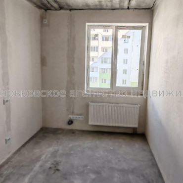 Продам квартиру, Мира ул. , 3  ком., 90 м², без отделочных работ 