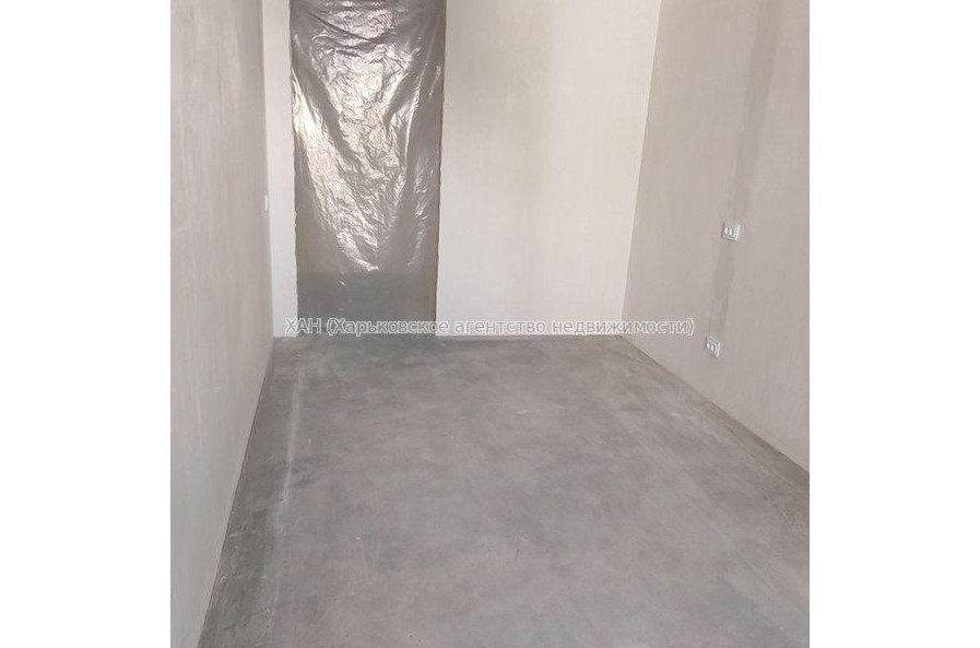 Продам квартиру, Мира ул. , 3  ком., 90 м², без отделочных работ 