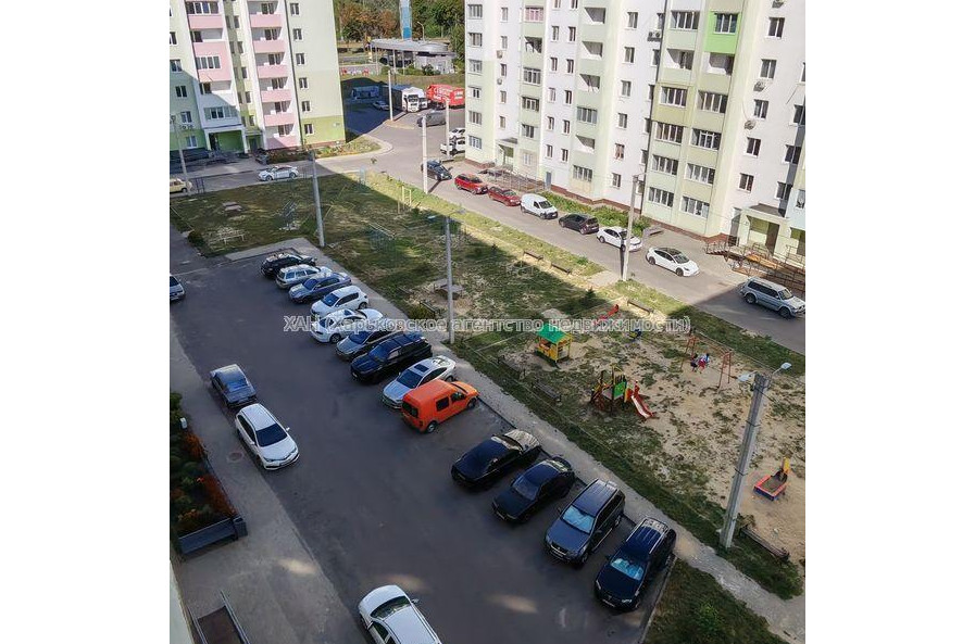 Продам квартиру, Мира ул. , 3  ком., 90 м², без отделочных работ 