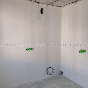 Продам квартиру, Мира ул. , 3  ком., 90 м², без отделочных работ 