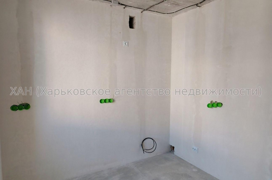 Продам квартиру, Мира ул. , 3  ком., 90 м², без отделочных работ 