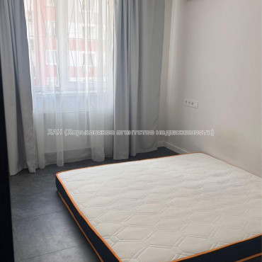 Продам квартиру, 2 кім., 62 м², евроремонт 