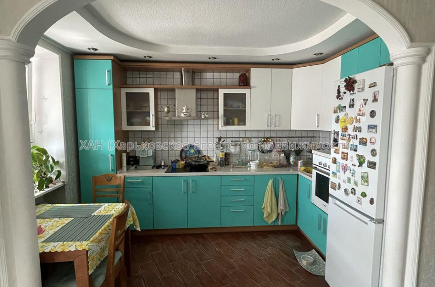 Продам квартиру, Вернадского ул. , 3 кім., 76 м², капитальный ремонт 