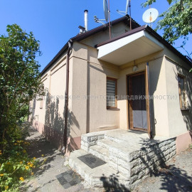 Продам дом, 1-го Мая ул. , 71 м², 7.60 сот., капитальный ремонт