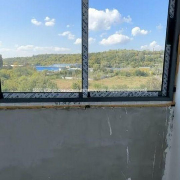 Продам квартиру, Шевченко ул. , 1  ком., 44 м², без внутренних работ 