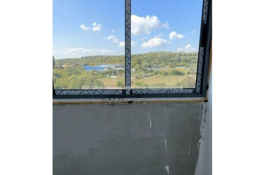 Продам квартиру, Шевченко ул. , 1  ком., 44 м², без внутренних работ 