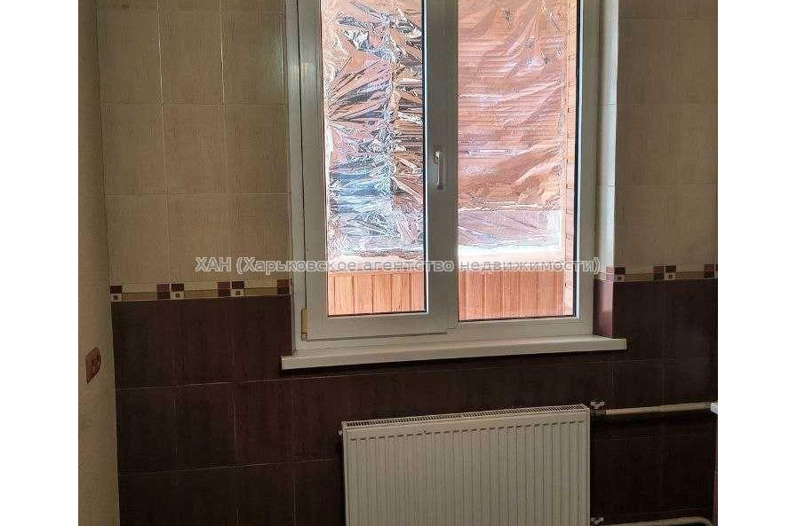 Продам квартиру, Гвардейцев Широнинцев ул. , 1  ком., 37.80 м², косметический ремонт 