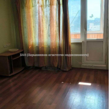 Продам квартиру, Гвардейцев Широнинцев ул. , 1  ком., 37.80 м², косметический ремонт 