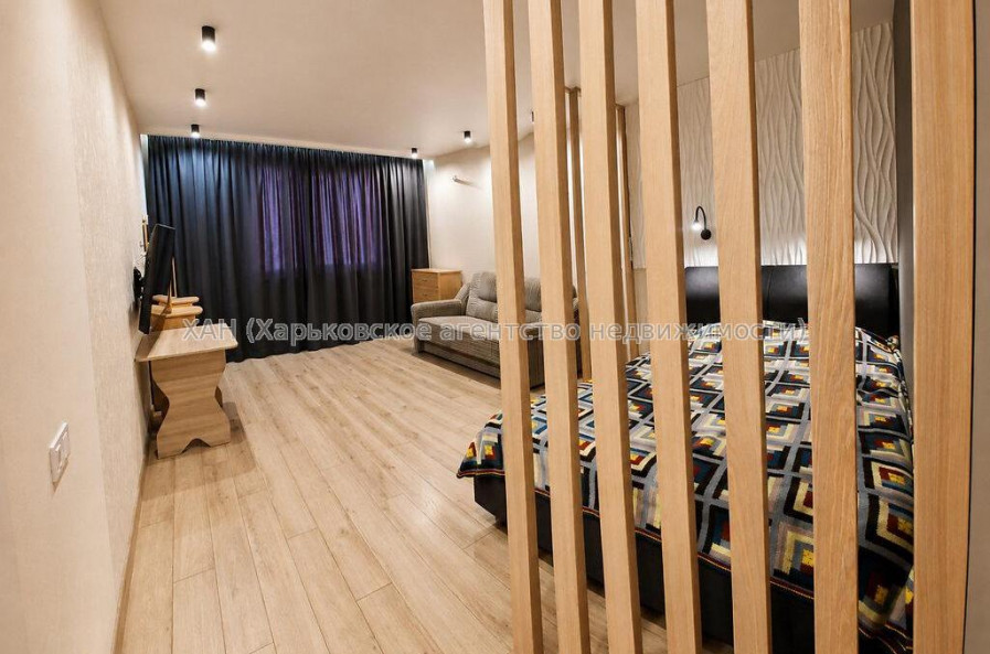 Продам квартиру, Ньютона ул. , 1 кім., 45 м², капитальный ремонт 