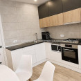 Продам квартиру, Ньютона ул. , 1 кім., 45 м², капитальный ремонт 