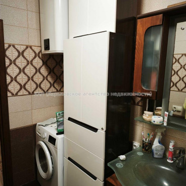 Продам квартиру, Победы просп. , 2 кім., 79.20 м², авторский дизайн 