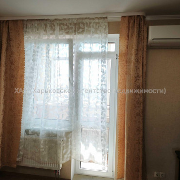 Продам квартиру, Победы просп. , 2 кім., 79.20 м², авторский дизайн 